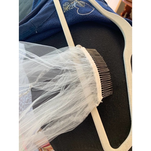 Cathedral Length Veil w/ Swarovski Crystals - Picture 7 of 8